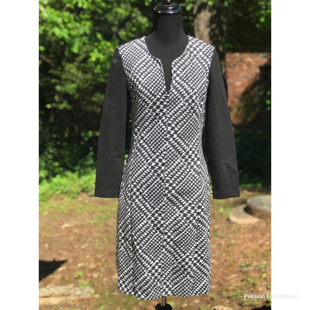 Victoria’s Secret Long Sleeve Dress Sz 6 Blk/Wht